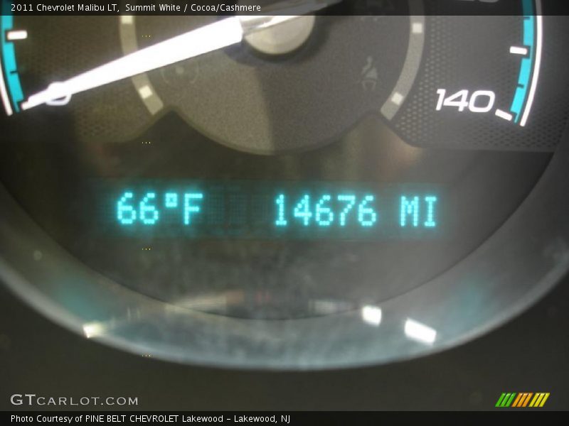 Summit White / Cocoa/Cashmere 2011 Chevrolet Malibu LT