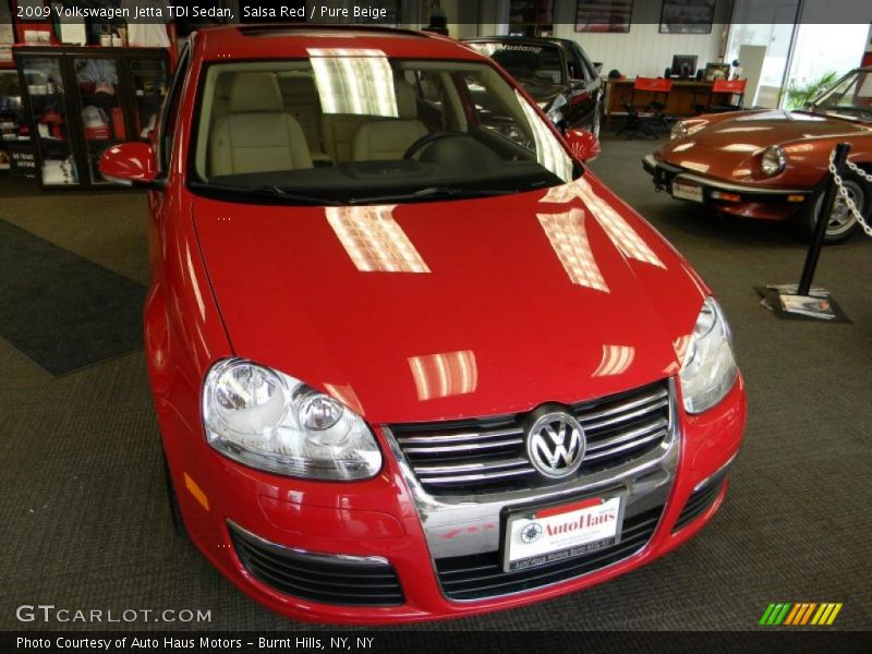 Salsa Red / Pure Beige 2009 Volkswagen Jetta TDI Sedan