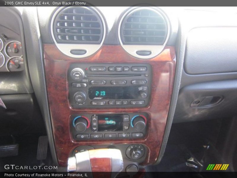 Onyx Black / Ebony 2005 GMC Envoy SLE 4x4