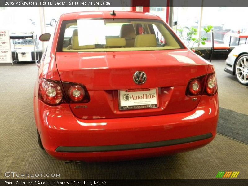 Salsa Red / Pure Beige 2009 Volkswagen Jetta TDI Sedan