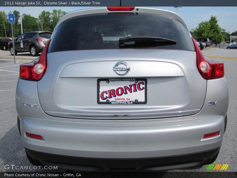 Chrome Silver / Black/Silver Trim 2011 Nissan Juke SV