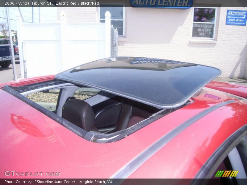 Sunroof of 2006 Tiburon GT