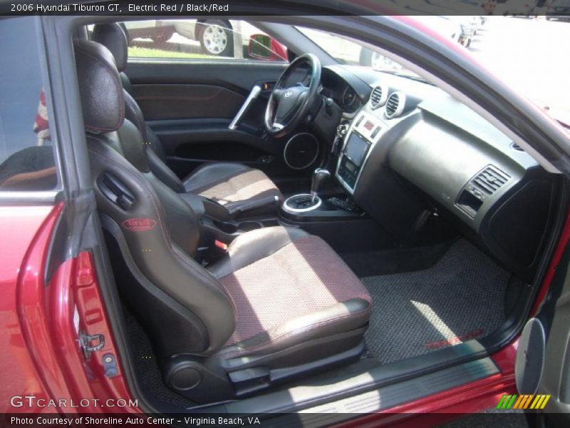  2006 Tiburon GT Black/Red Interior