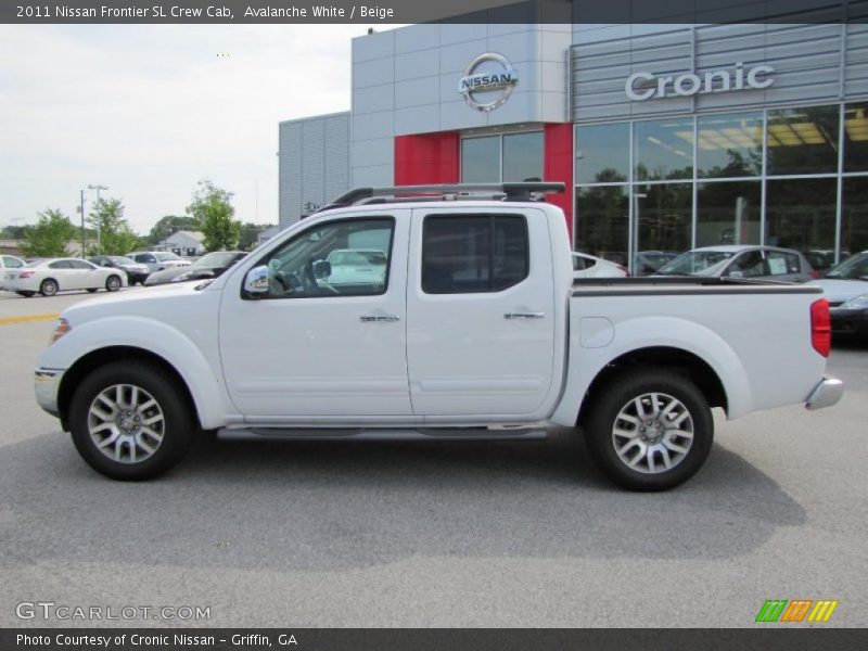 Avalanche White / Beige 2011 Nissan Frontier SL Crew Cab