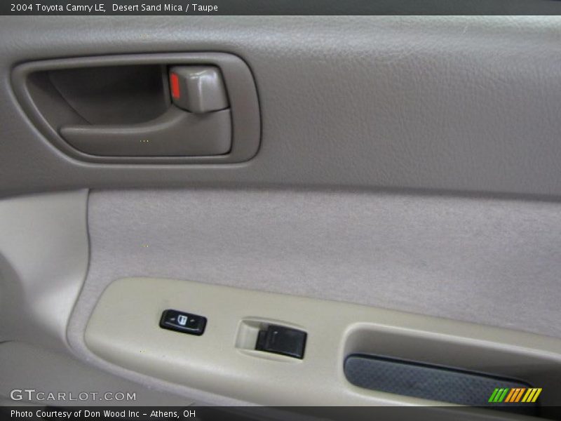 Desert Sand Mica / Taupe 2004 Toyota Camry LE