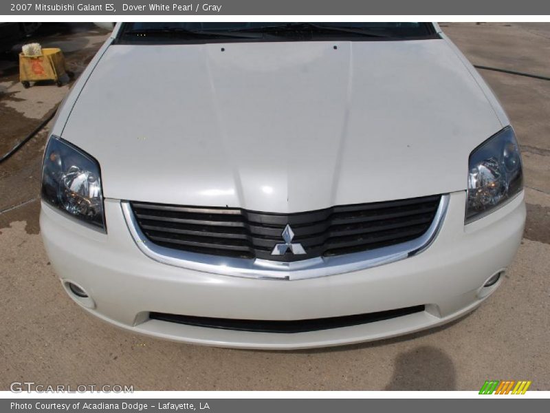 Dover White Pearl / Gray 2007 Mitsubishi Galant ES