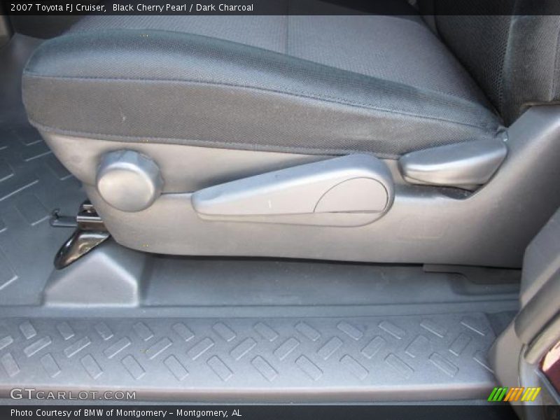 Black Cherry Pearl / Dark Charcoal 2007 Toyota FJ Cruiser