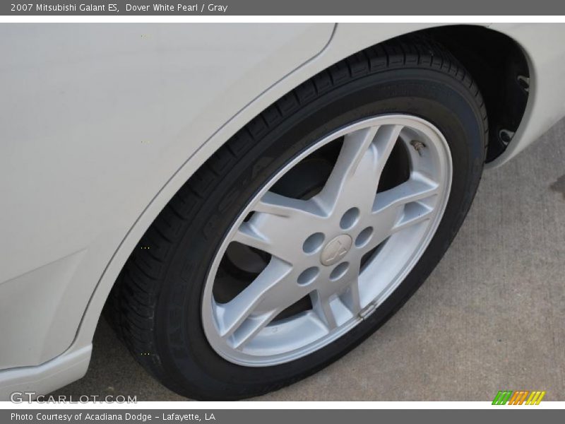 Dover White Pearl / Gray 2007 Mitsubishi Galant ES