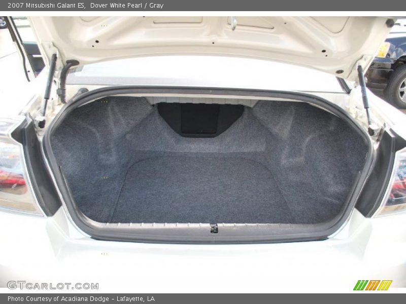 Dover White Pearl / Gray 2007 Mitsubishi Galant ES