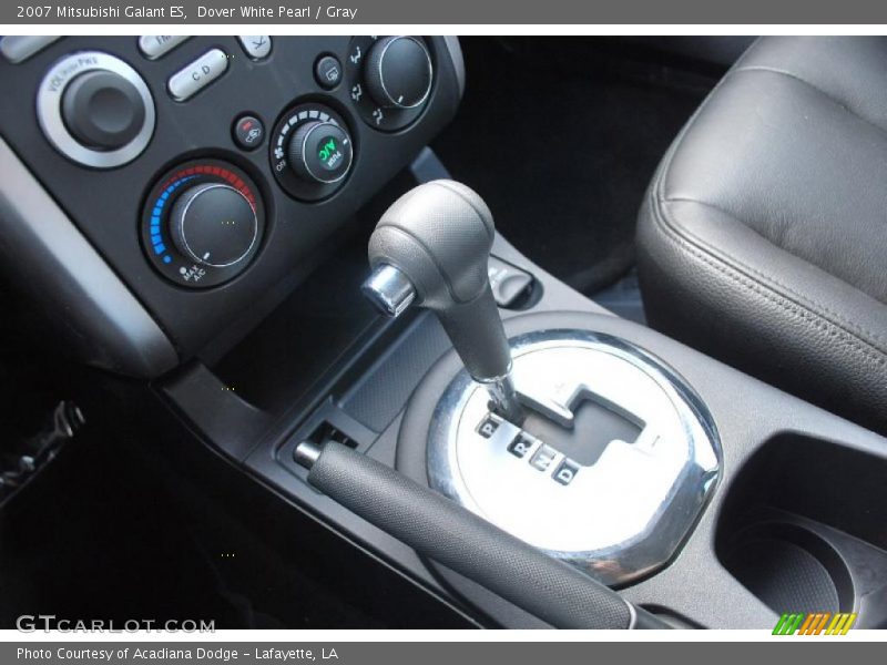 Dover White Pearl / Gray 2007 Mitsubishi Galant ES