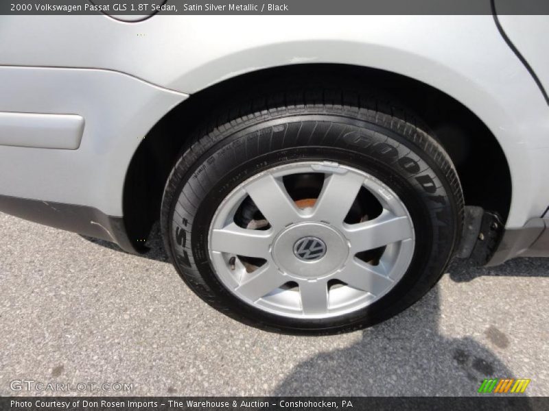 Satin Silver Metallic / Black 2000 Volkswagen Passat GLS 1.8T Sedan