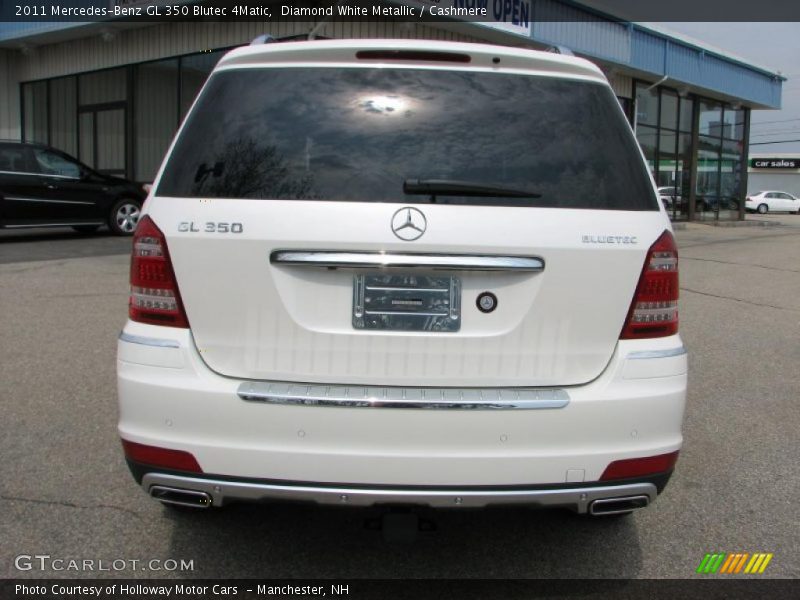 Diamond White Metallic / Cashmere 2011 Mercedes-Benz GL 350 Blutec 4Matic