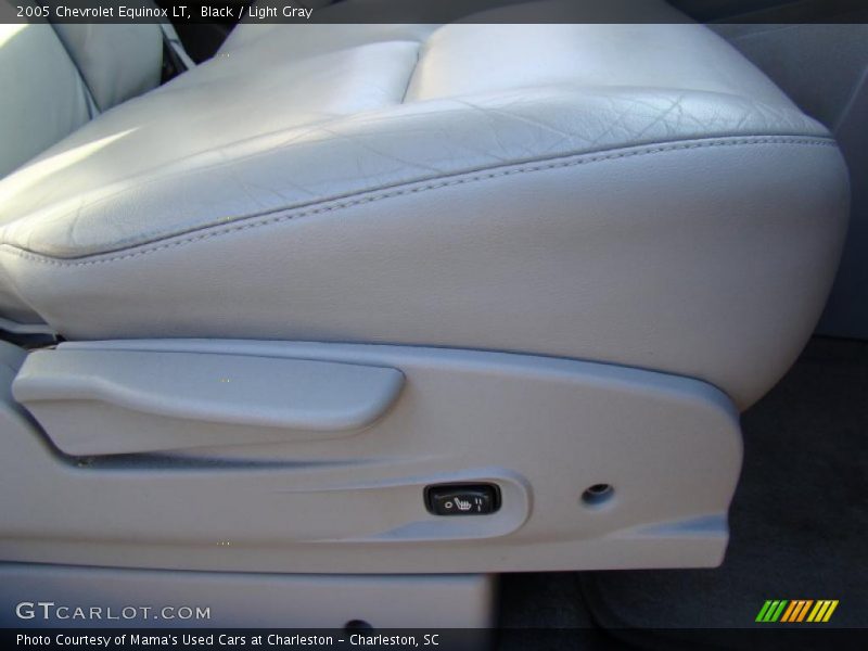 Black / Light Gray 2005 Chevrolet Equinox LT