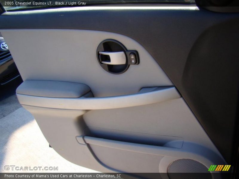 Black / Light Gray 2005 Chevrolet Equinox LT