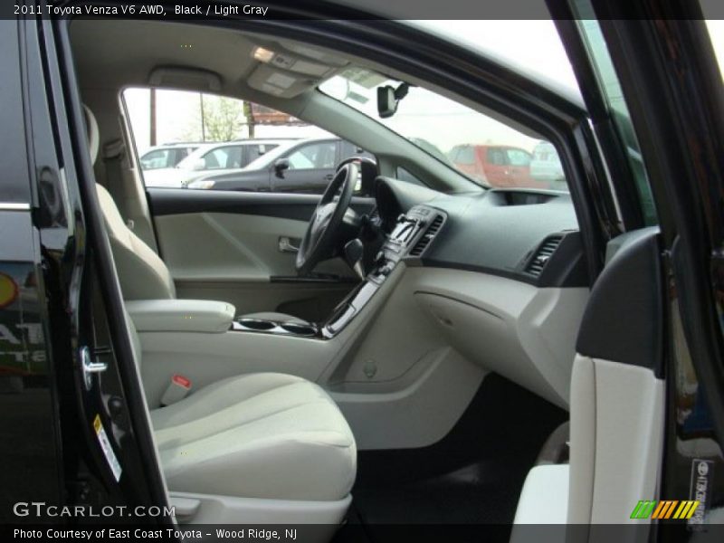 Black / Light Gray 2011 Toyota Venza V6 AWD