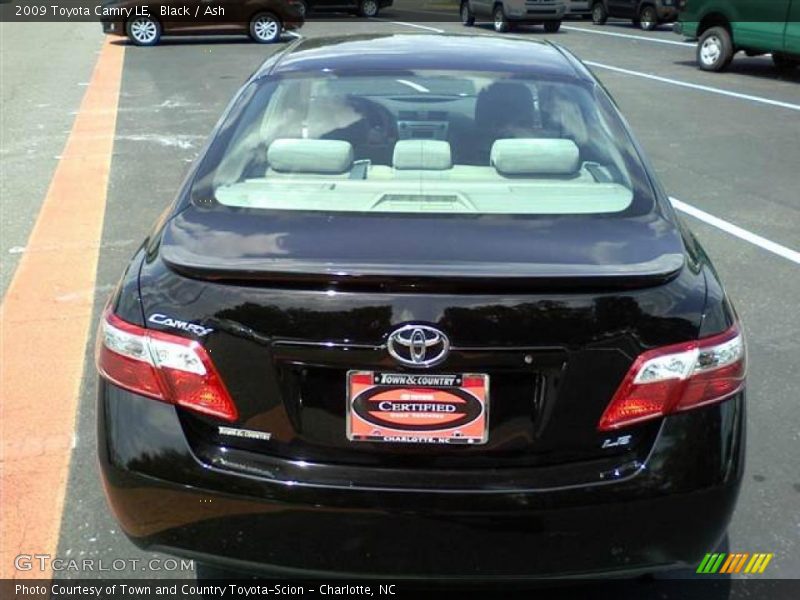 Black / Ash 2009 Toyota Camry LE