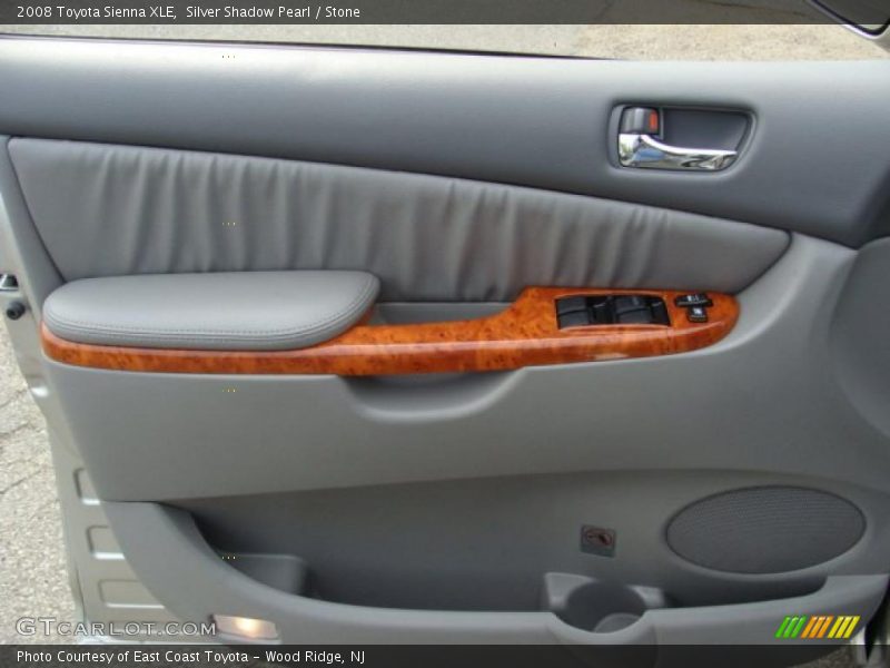 Silver Shadow Pearl / Stone 2008 Toyota Sienna XLE