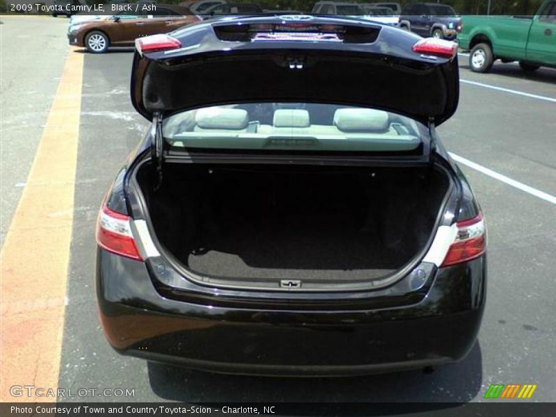 Black / Ash 2009 Toyota Camry LE