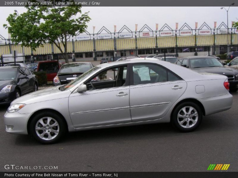 Lunar Mist Metallic / Gray 2005 Toyota Camry XLE V6