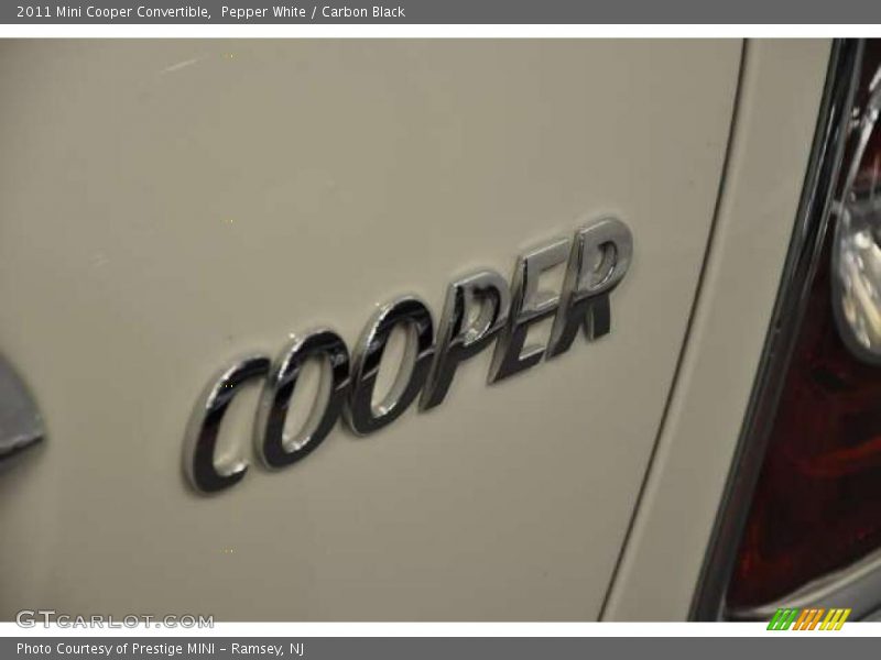 Pepper White / Carbon Black 2011 Mini Cooper Convertible
