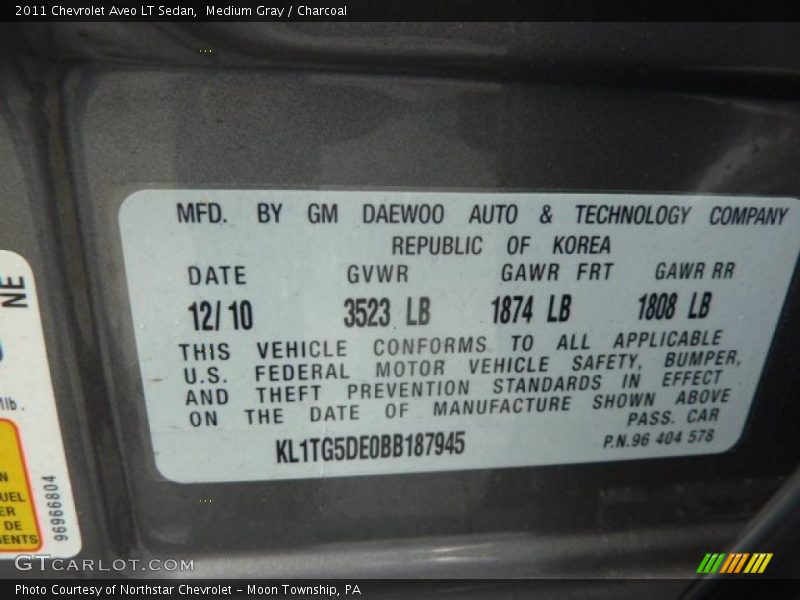 Medium Gray / Charcoal 2011 Chevrolet Aveo LT Sedan