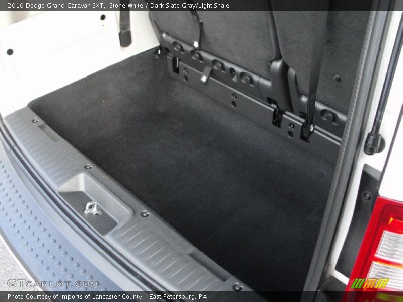 Stone White / Dark Slate Gray/Light Shale 2010 Dodge Grand Caravan SXT