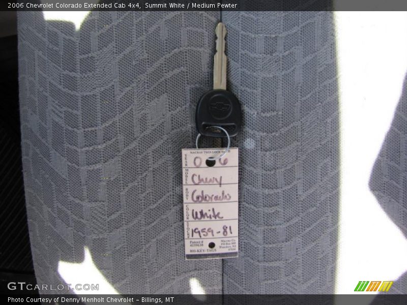 Summit White / Medium Pewter 2006 Chevrolet Colorado Extended Cab 4x4