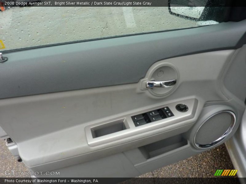 Bright Silver Metallic / Dark Slate Gray/Light Slate Gray 2008 Dodge Avenger SXT
