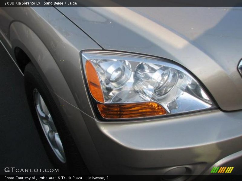 Sand Beige / Beige 2008 Kia Sorento LX