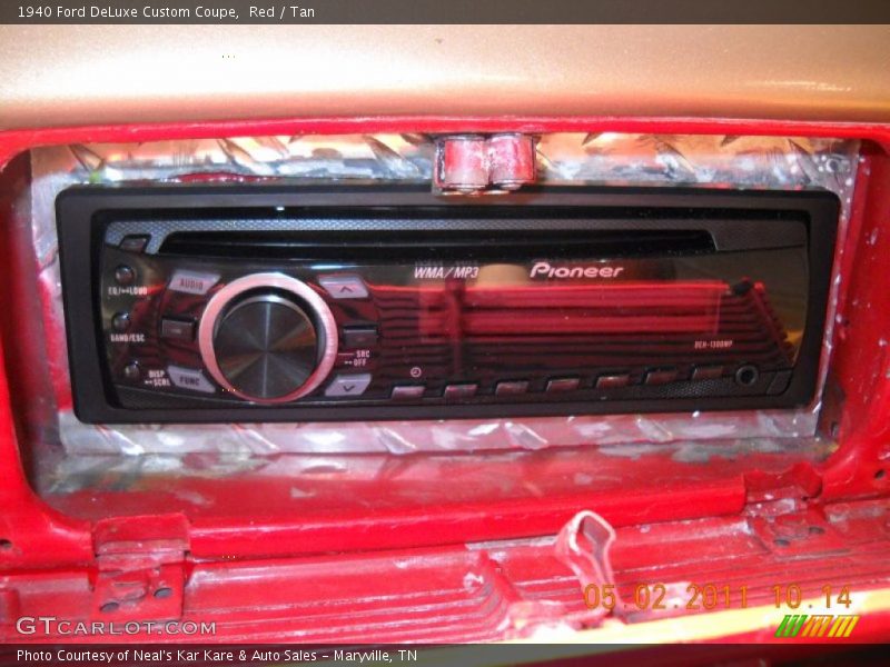 Red / Tan 1940 Ford DeLuxe Custom Coupe