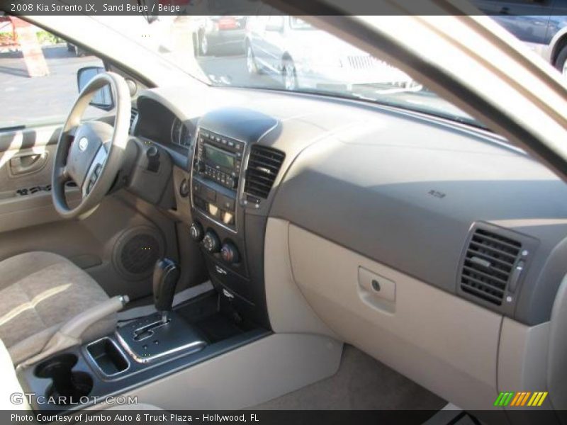 Sand Beige / Beige 2008 Kia Sorento LX