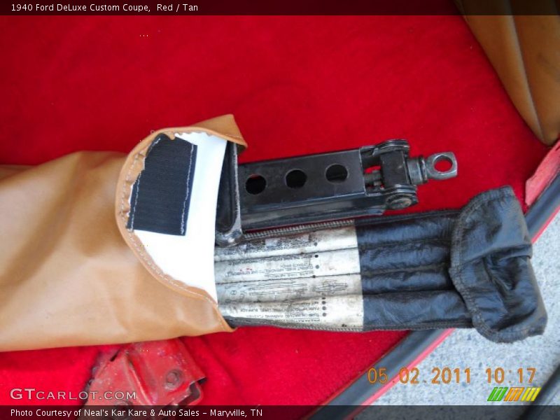 Red / Tan 1940 Ford DeLuxe Custom Coupe