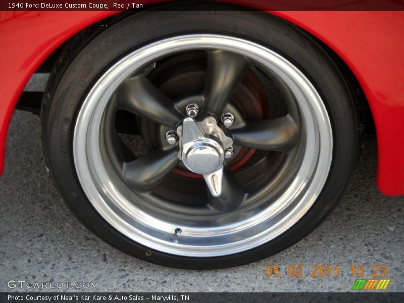 Red / Tan 1940 Ford DeLuxe Custom Coupe