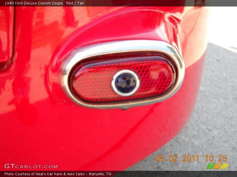 Red / Tan 1940 Ford DeLuxe Custom Coupe