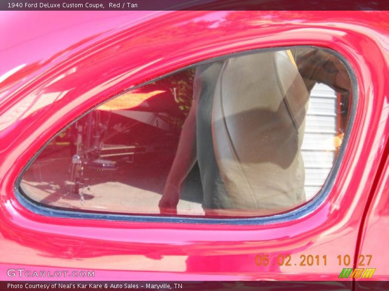 Red / Tan 1940 Ford DeLuxe Custom Coupe