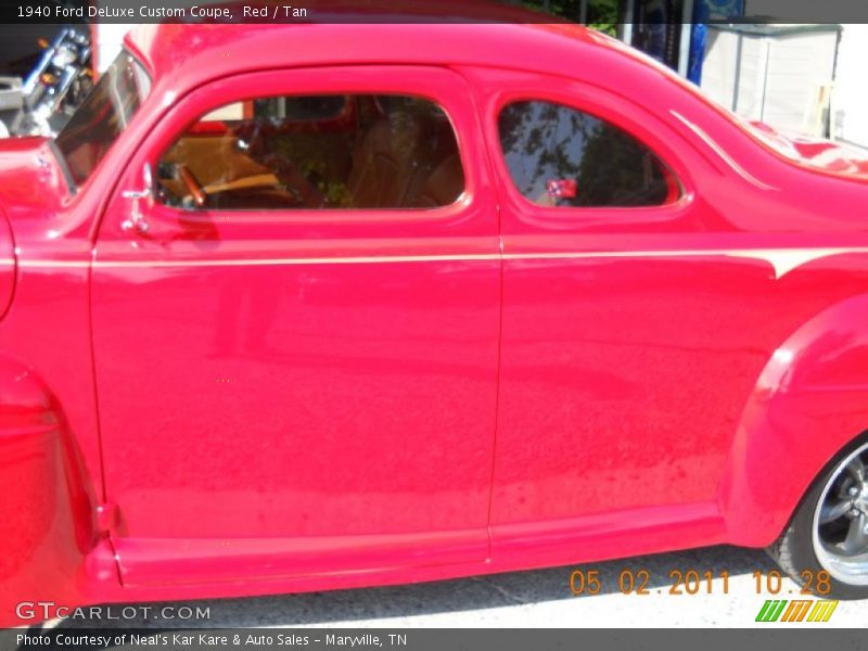 Red / Tan 1940 Ford DeLuxe Custom Coupe
