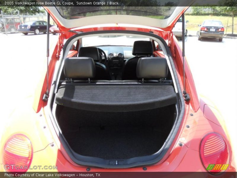 Sundown Orange / Black 2005 Volkswagen New Beetle GL Coupe