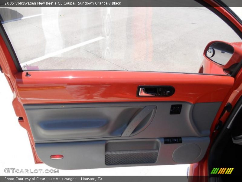 Door Panel of 2005 New Beetle GL Coupe