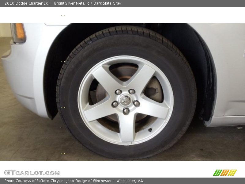 Bright Silver Metallic / Dark Slate Gray 2010 Dodge Charger SXT