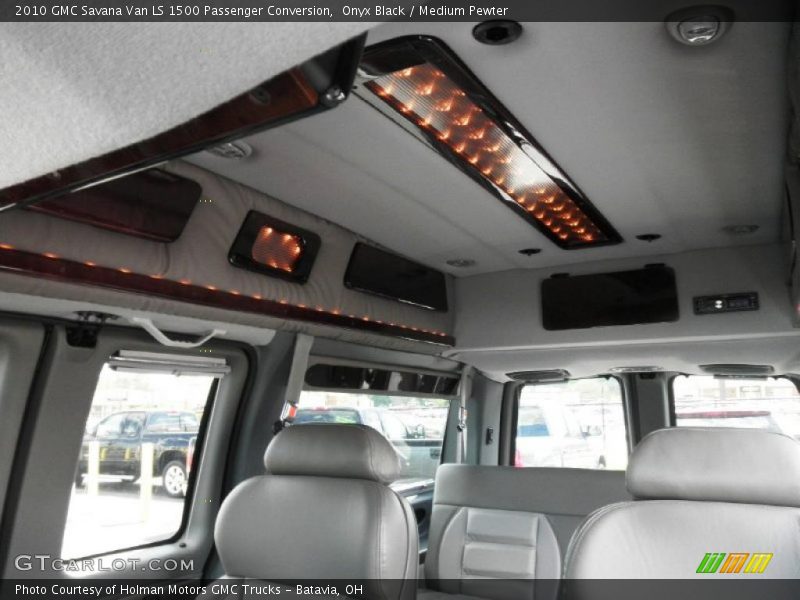 Onyx Black / Medium Pewter 2010 GMC Savana Van LS 1500 Passenger Conversion