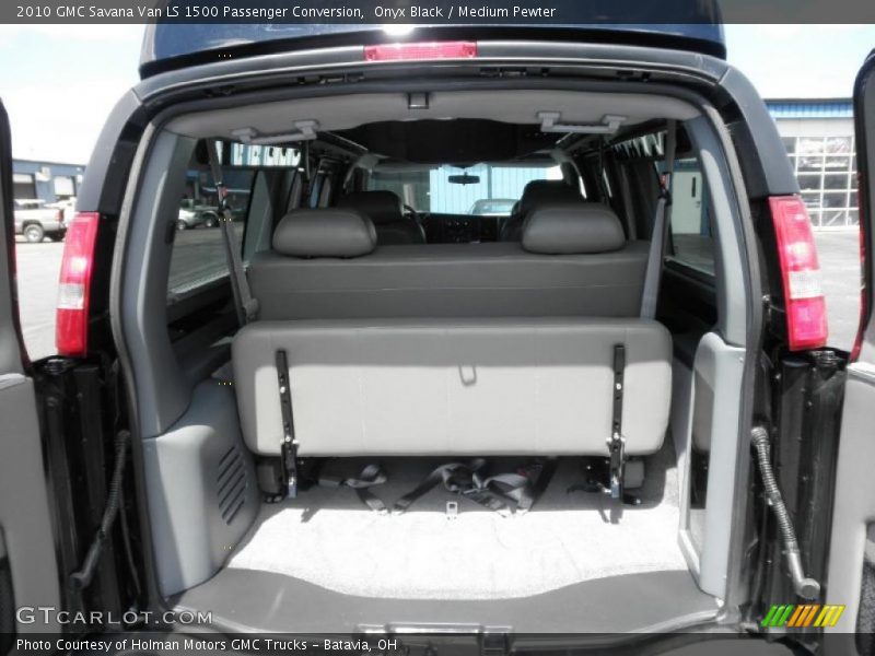 Onyx Black / Medium Pewter 2010 GMC Savana Van LS 1500 Passenger Conversion