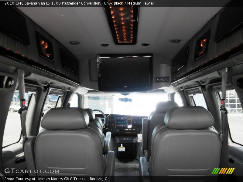 Onyx Black / Medium Pewter 2010 GMC Savana Van LS 1500 Passenger Conversion