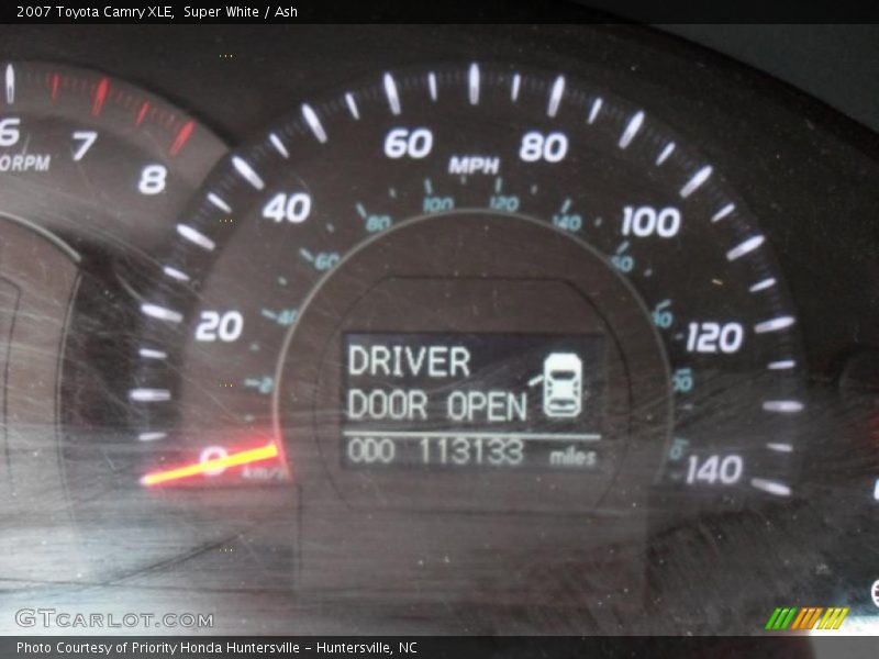 Super White / Ash 2007 Toyota Camry XLE