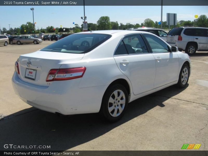 Super White / Ash Gray 2010 Toyota Camry LE