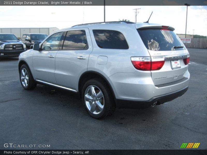 Bright Silver Metallic / Black 2011 Dodge Durango Citadel