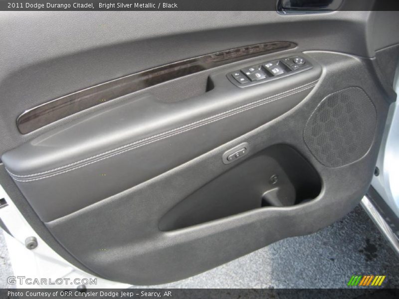 Bright Silver Metallic / Black 2011 Dodge Durango Citadel