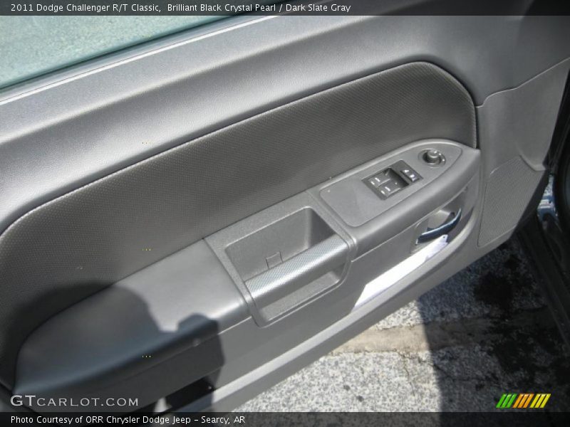 Brilliant Black Crystal Pearl / Dark Slate Gray 2011 Dodge Challenger R/T Classic