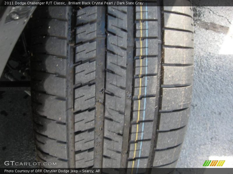 Brilliant Black Crystal Pearl / Dark Slate Gray 2011 Dodge Challenger R/T Classic