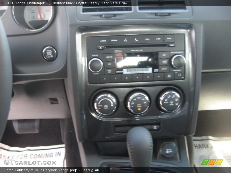 Brilliant Black Crystal Pearl / Dark Slate Gray 2011 Dodge Challenger SE