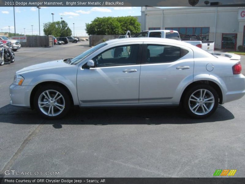 Bright Silver Metallic / Black/Red 2011 Dodge Avenger Mainstreet